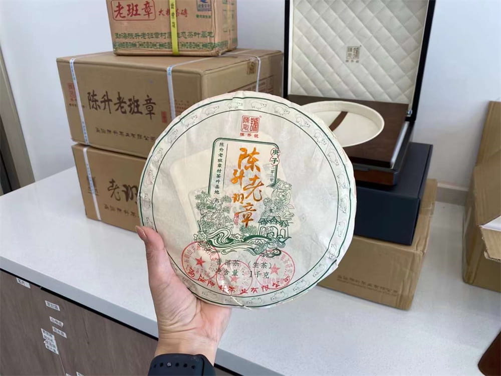 贵港寻味茶香，普洱茶回收联系电话揭秘