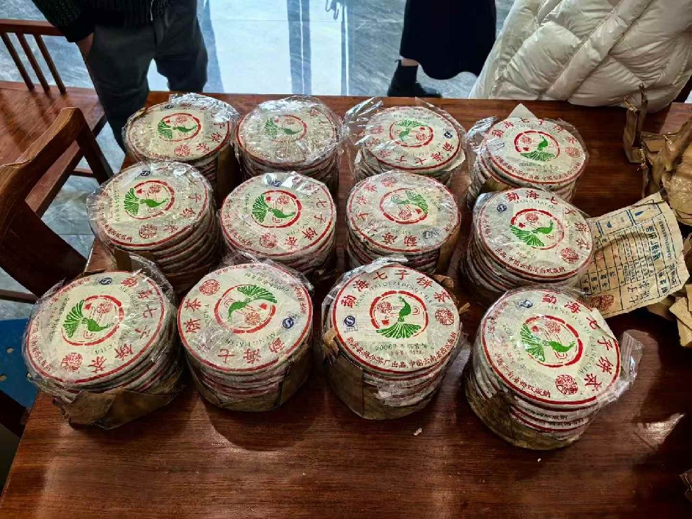 贵港普洱茶回收专业服务，全国高价上门回收，24小时联系电话