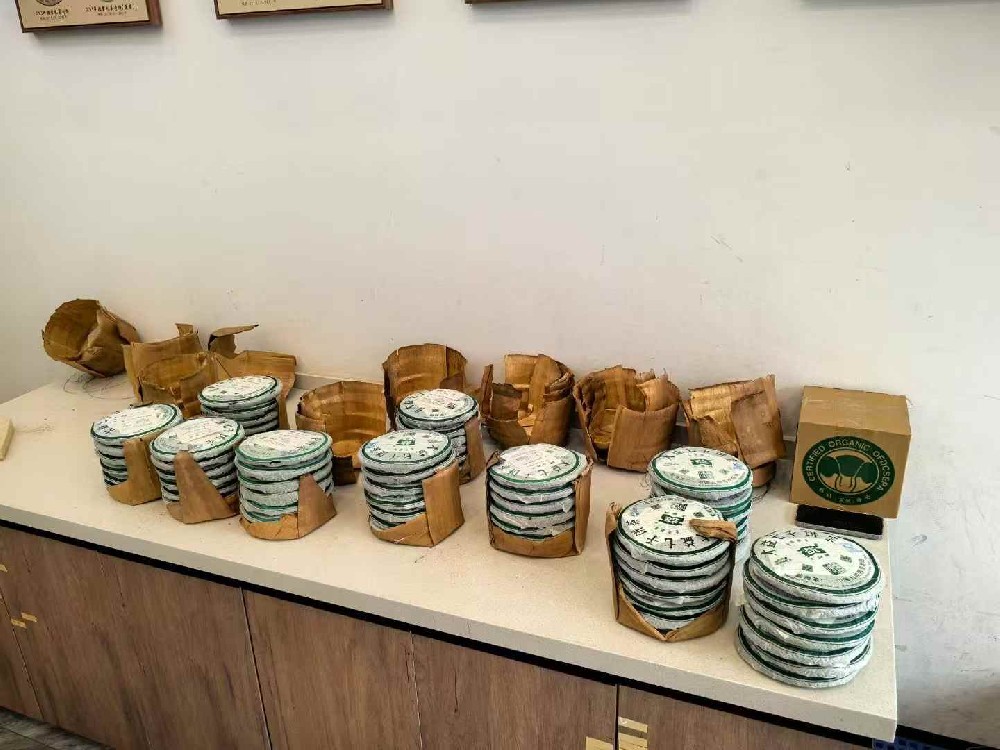 贵港中老年藏家普洱茶回收指南：如何快速判断手中茶品的当前市场价值